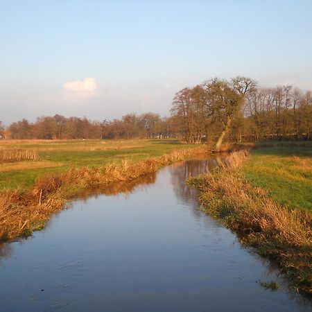 Slaopen En Stoet Bed & Breakfast Anderen Exterior photo